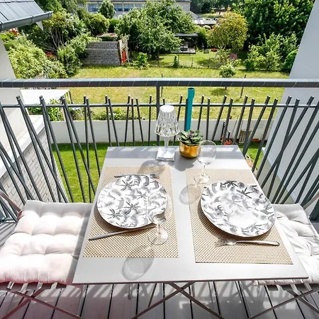 Bella Cruz - Charmant Appt A Dinard Exterior photo